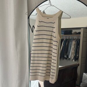 Old Navy Cream and Black Knit Top